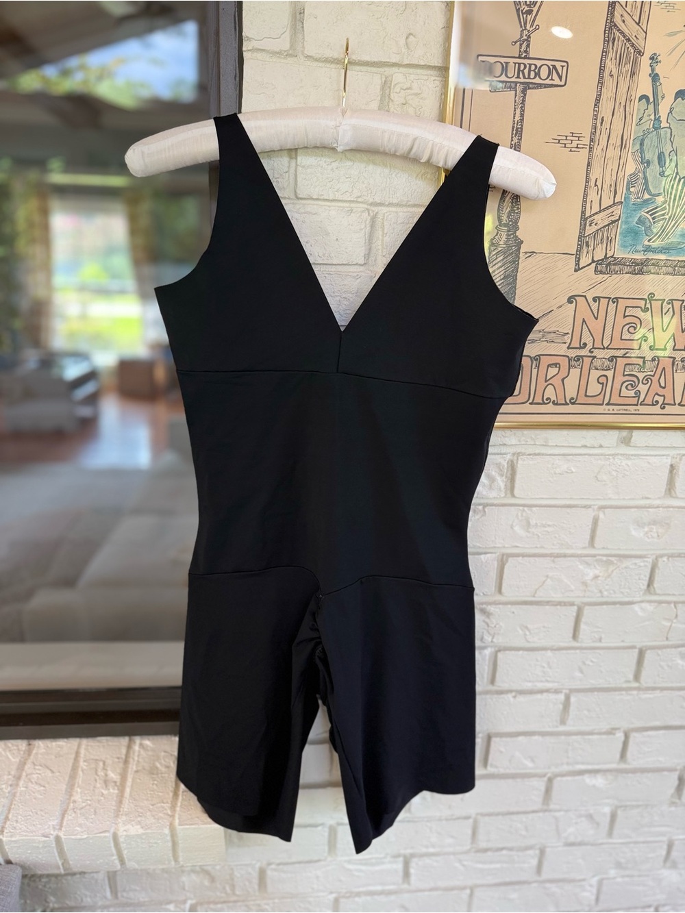 Leonisa Black Slimming Body Shaper Mid Thigh Bodysuit Romper XXL
